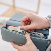 uploads/erp/collection/images/Wallets/Boutique/XU295011/img_b/img_b_XU295011_4_5FIQdKqa91sUR9DqM2Yr0lMd0Bi8ZuGV